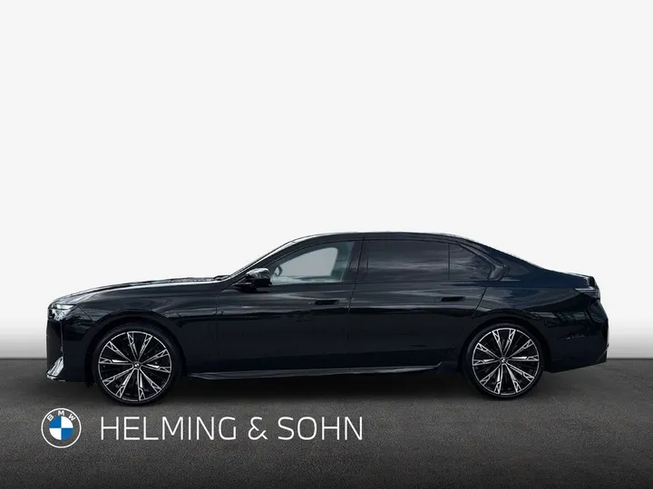 BMW 740