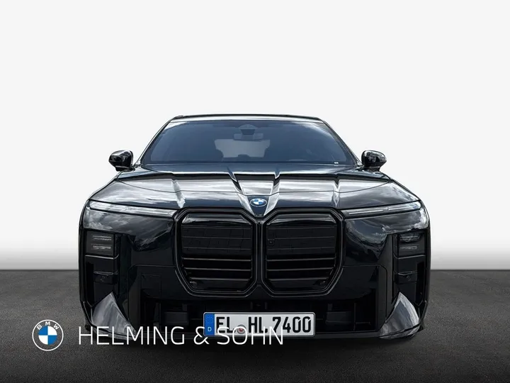 BMW 740