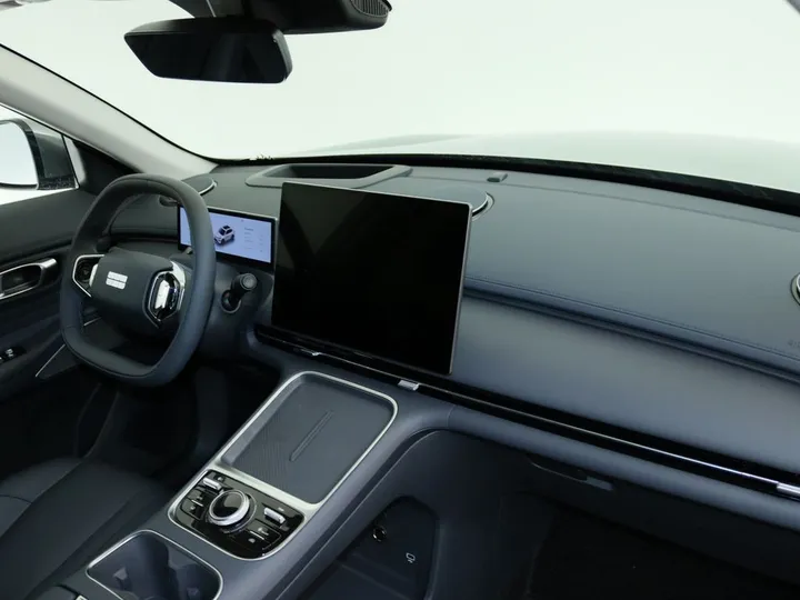 Geely Starray EM-i
