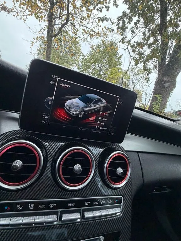 Mercedes-Benz C 220