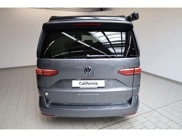 Volkswagen T7 California
