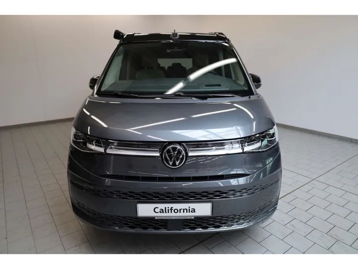 Volkswagen T7 California