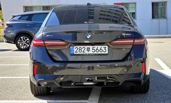 BMW 5-Series