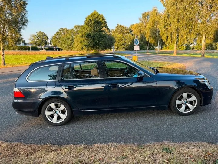 BMW 525