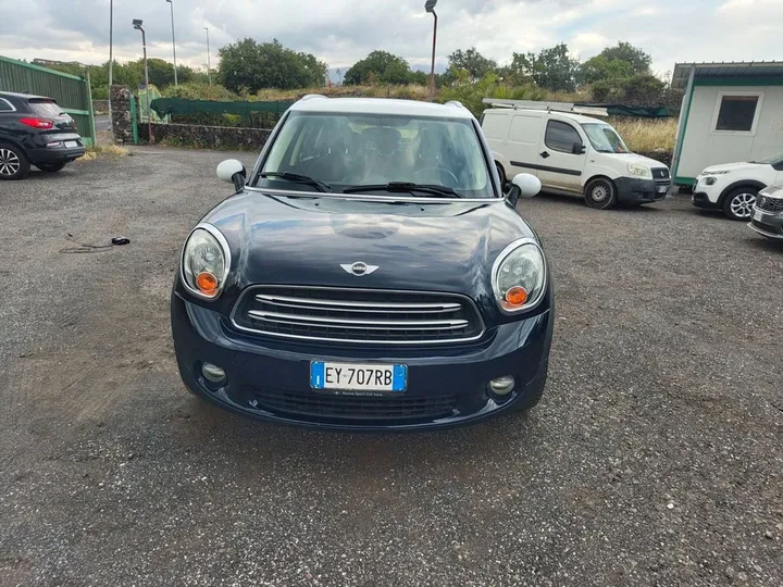 MINI Countryman D (Cooper)