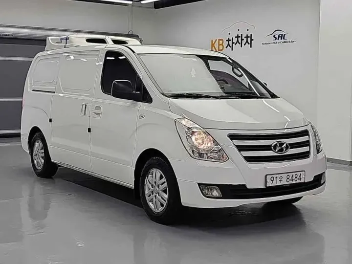 Hyundai Starex