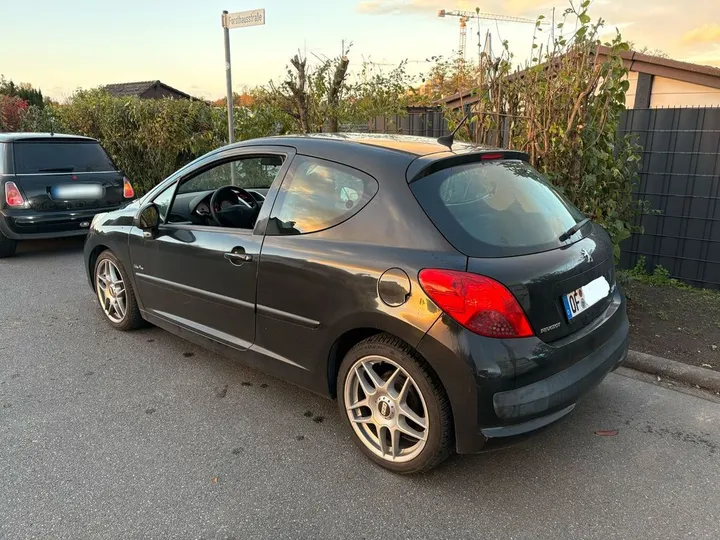 Peugeot 207