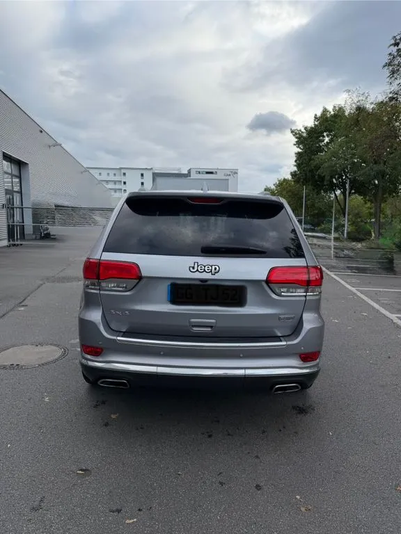 Jeep Grand Cherokee