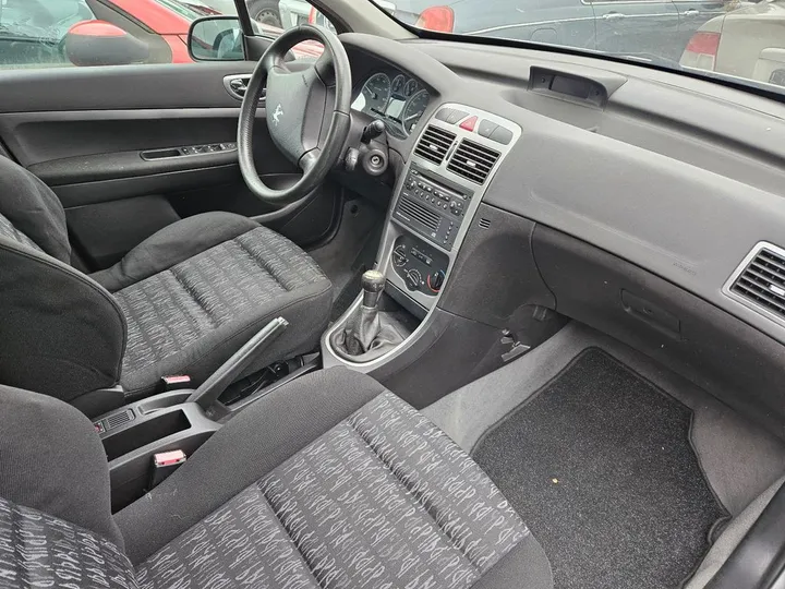 Peugeot 307