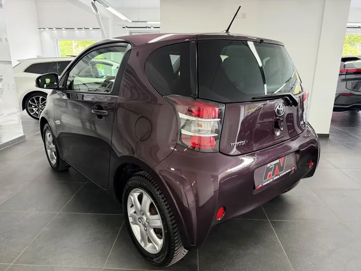 Toyota IQ