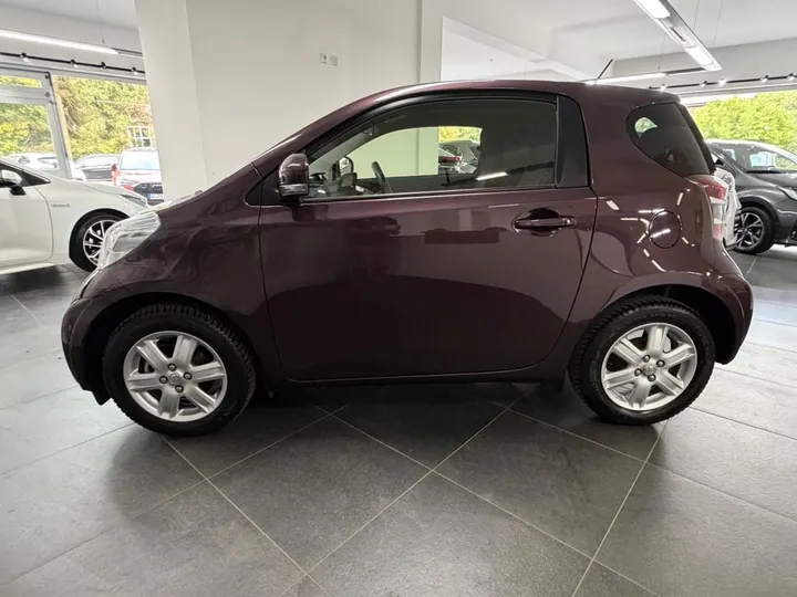 Toyota IQ