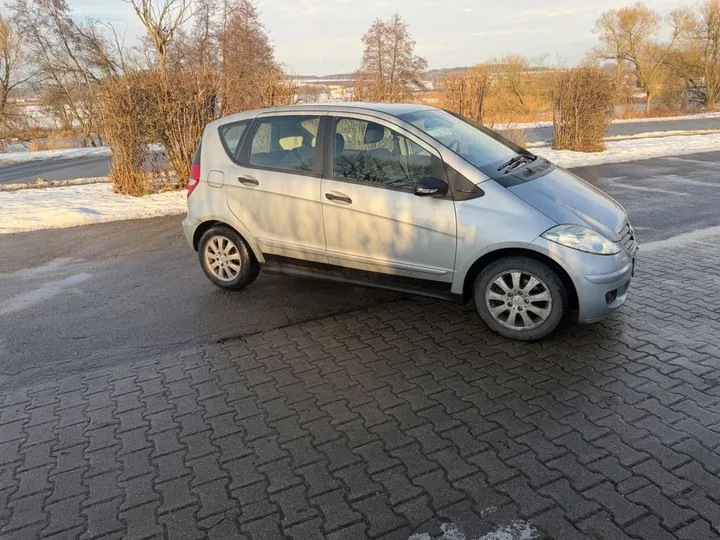 Mercedes-Benz A 160