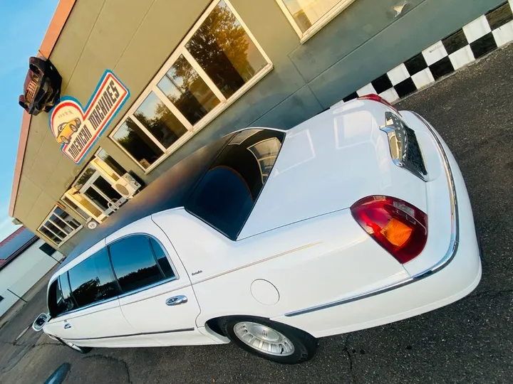 Lincoln Town Car