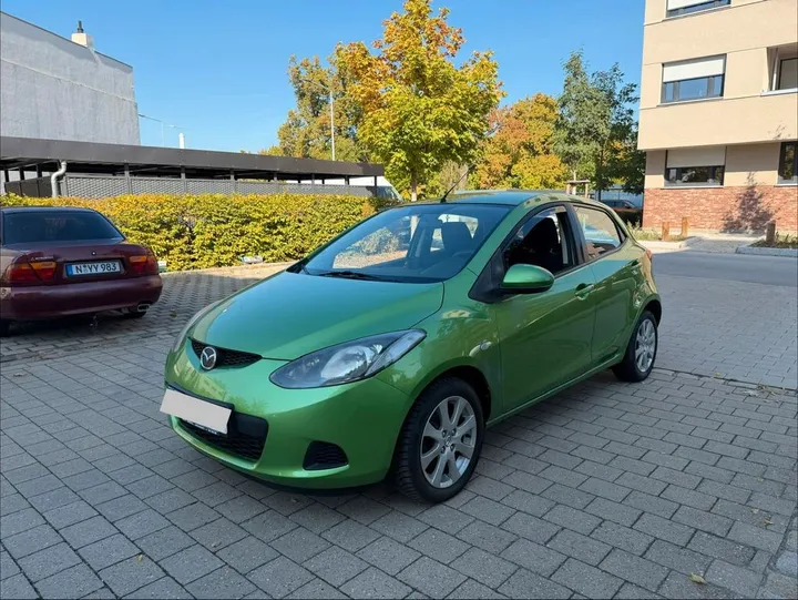 Mazda 2