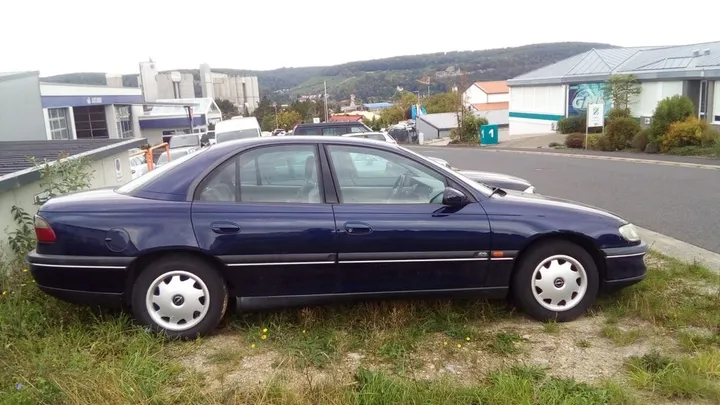 Opel Omega