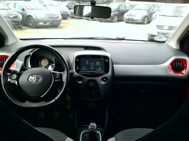 Toyota Aygo (X)
