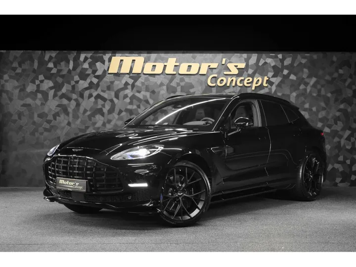 Aston Martin DBX