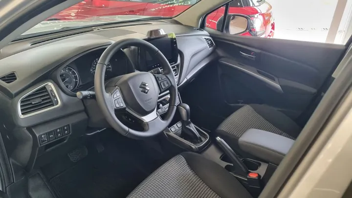Suzuki (SX4) S-Cross