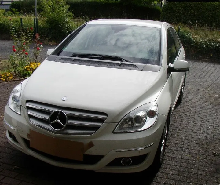 Mercedes-Benz B 170