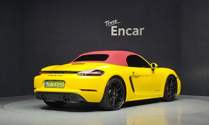 Porsche 718