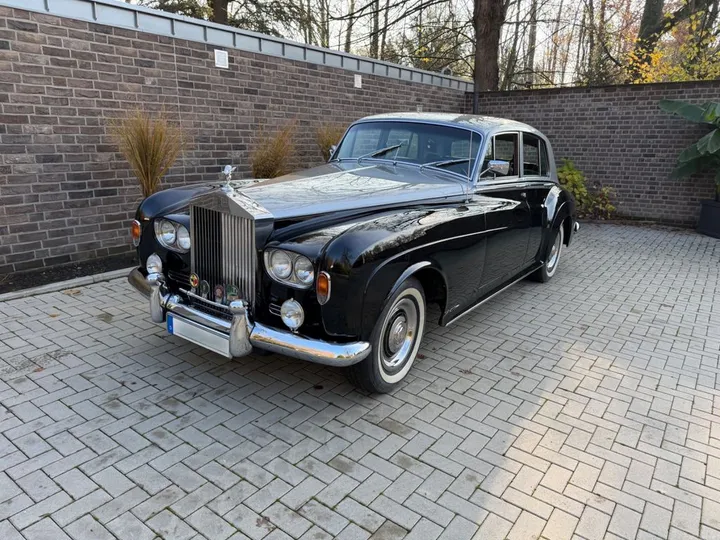 Rolls-Royce Silver Cloud
