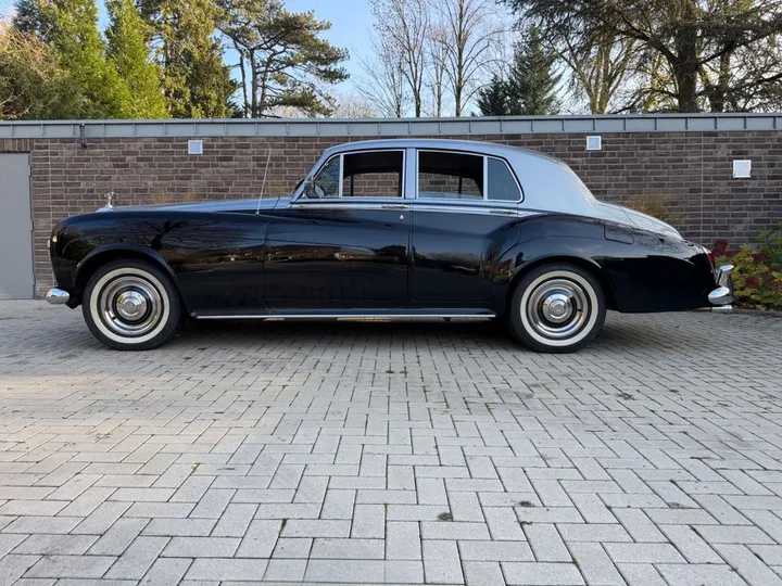 Rolls-Royce Silver Cloud