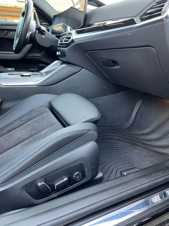 BMW M240i