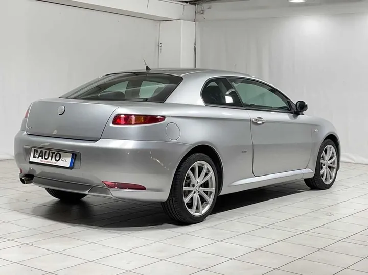 Alfa Romeo GT