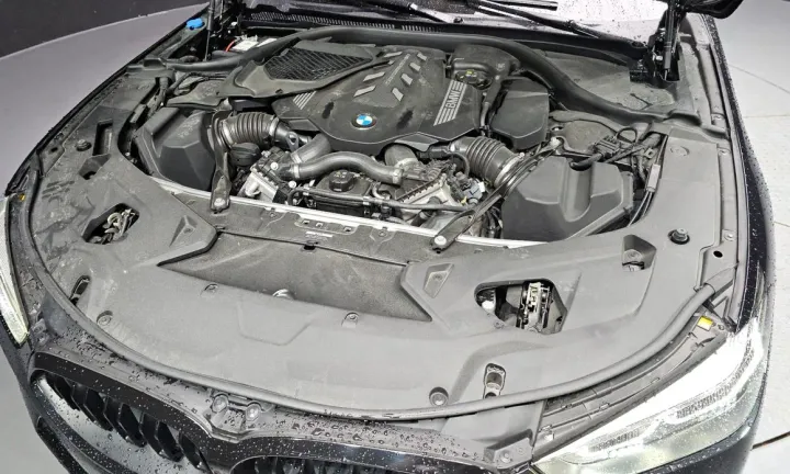 BMW 8-Series