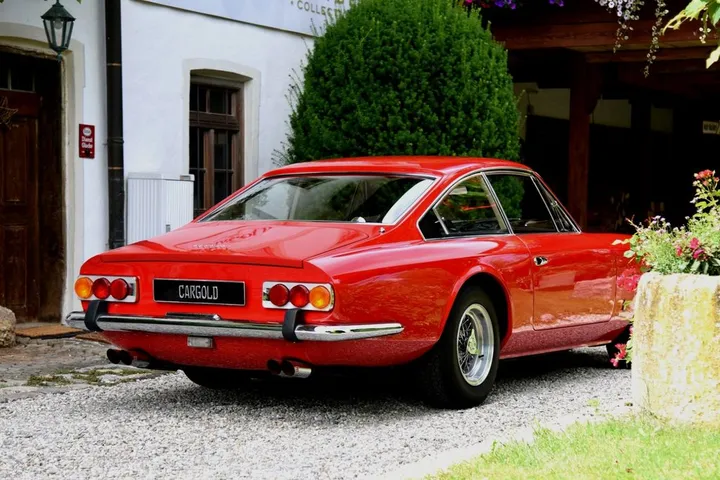Ferrari 365