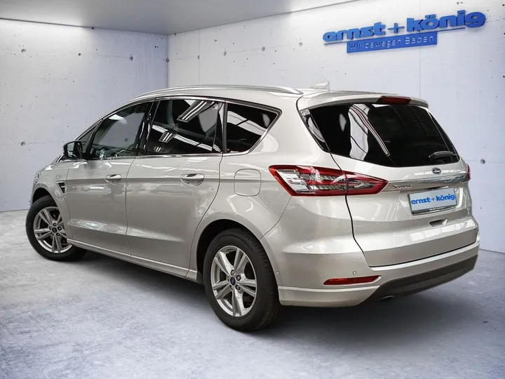 Ford S-Max
