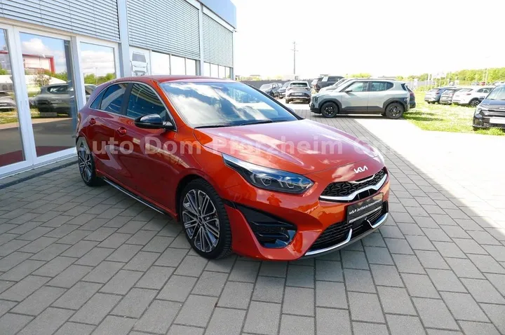 Kia cee'd / Ceed