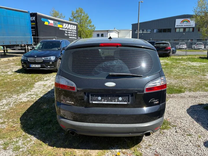 Ford S-Max
