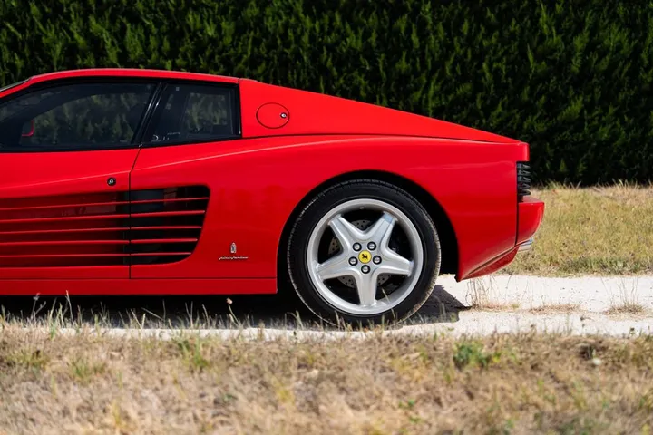 Ferrari 512