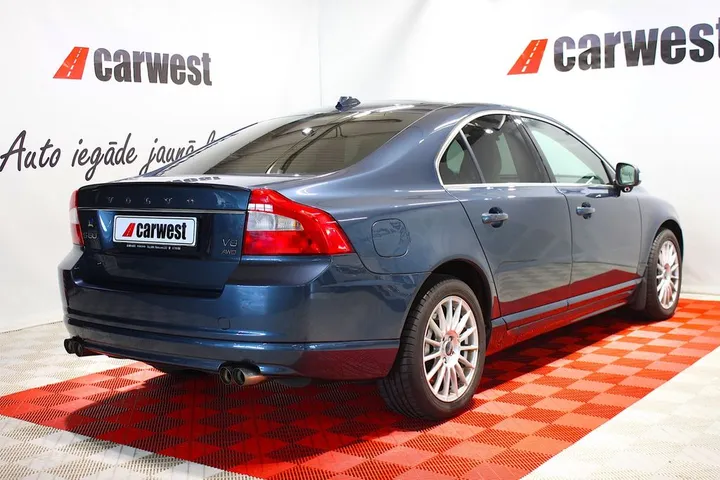Volvo S80
