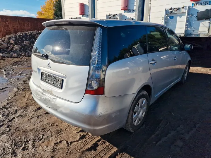 Mitsubishi Grandis