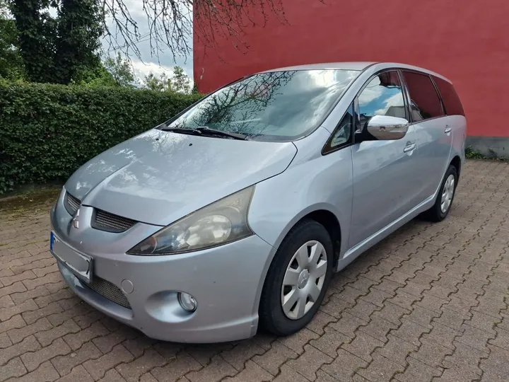 Mitsubishi Grandis
