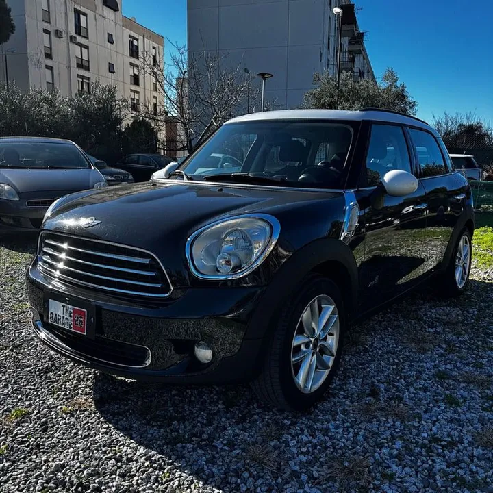MINI Countryman D (Cooper)