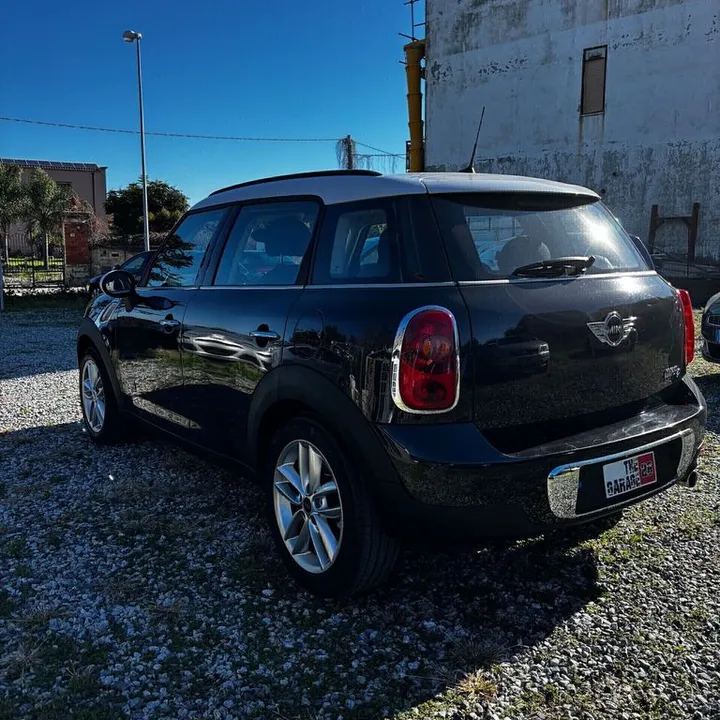 MINI Countryman D (Cooper)