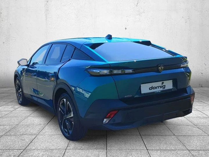Peugeot 408