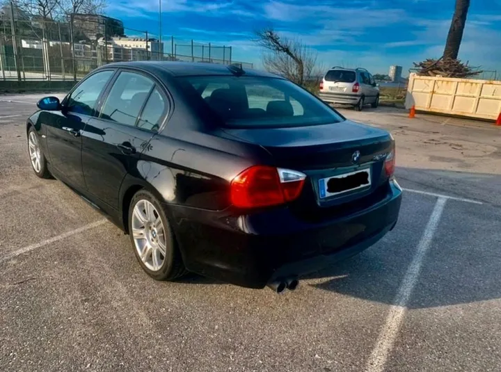 BMW 325