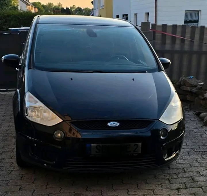 Ford S-Max