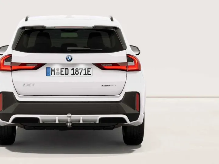 BMW iX1