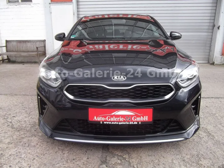 Kia pro cee'd / ProCeed