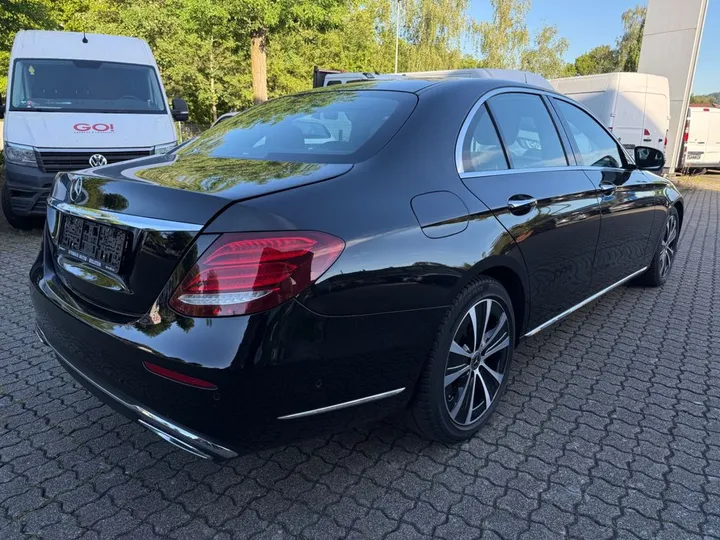 Mercedes-Benz E 350