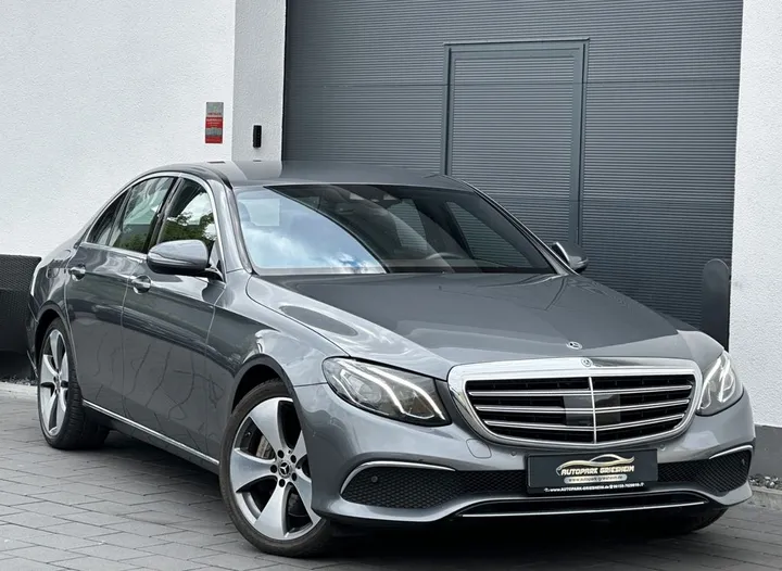 Mercedes-Benz E 400