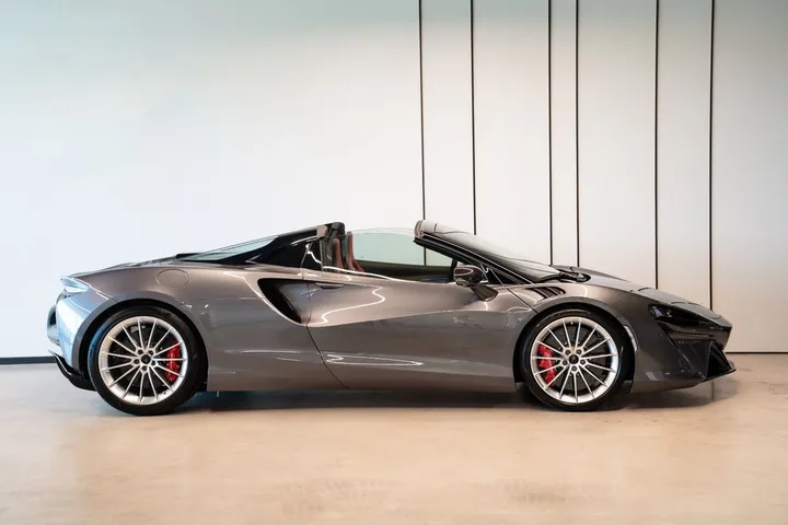 McLaren Artura
