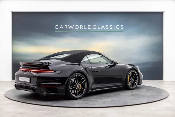 Porsche 992