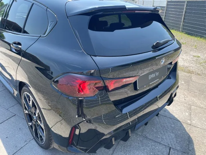 BMW 123