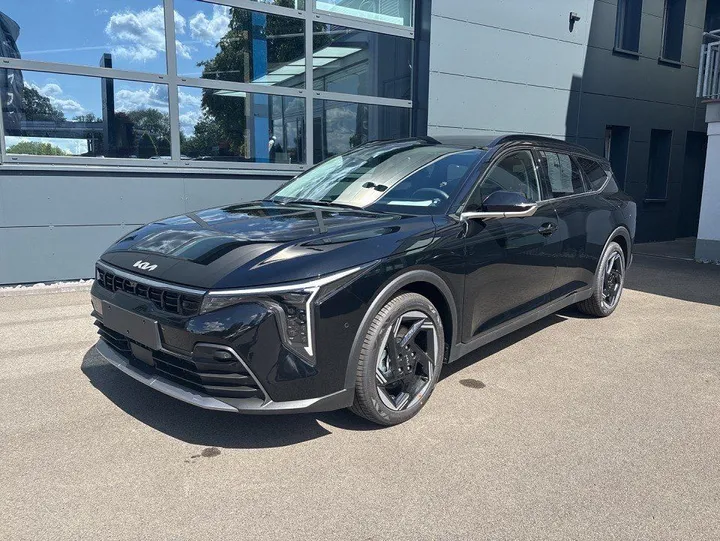 Kia K4